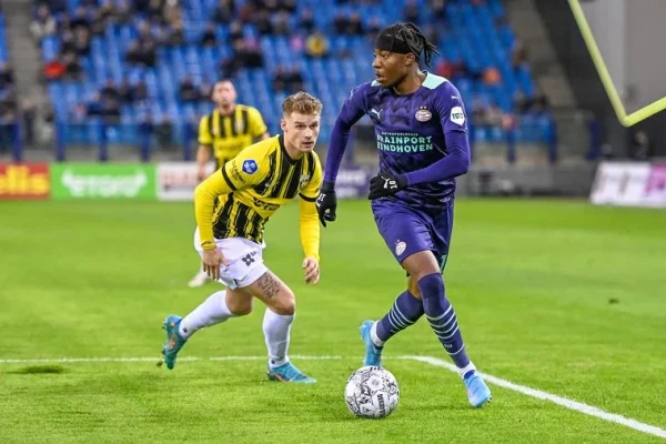 Vitesse O16 Verliest In Eindhoven